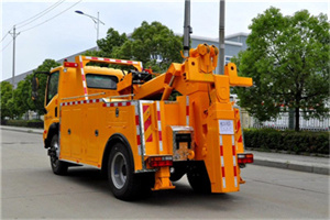 尖山高速路拖车费